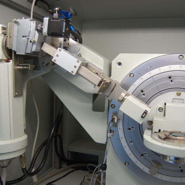 Pure KA1 XRD with the Johansson monochromator