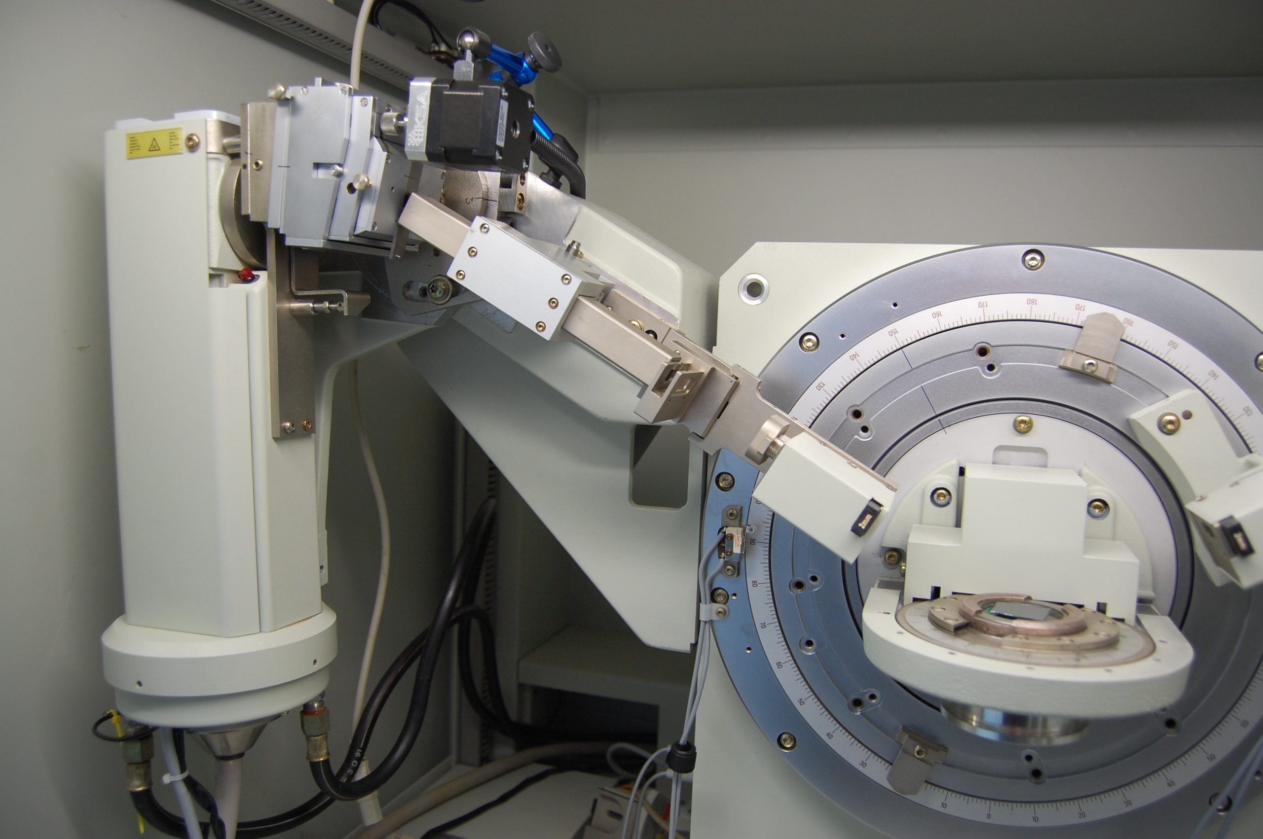 Pure KA1 XRD with the Johansson monochromator